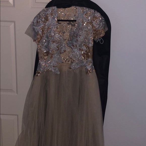 Beautiful Custom Blouse - Picture 10 of 16